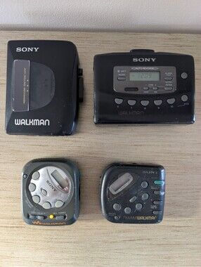 Vintage Sony Walkman Lot Of 2 Cassette Players And 2 AM/FM Radios